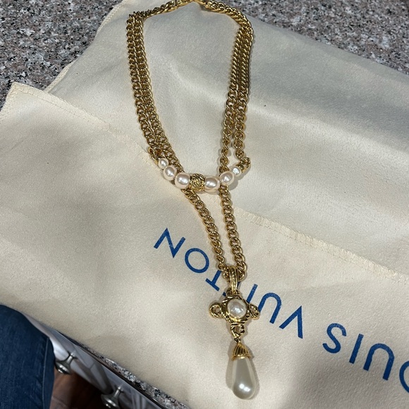 VINTAGE GIVENCHY DOUBLE LAYER PEARL NACKLACE - Picture 6 of 6